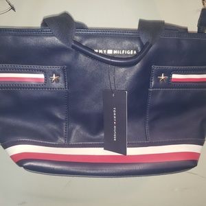 Classic Tommy Hilfiger Purse